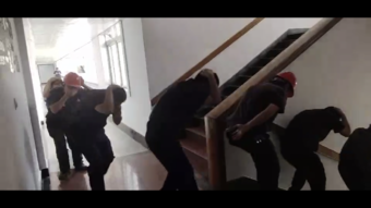 公司安環(huán)處組織開展火災疏散演練1.jpg 公司安環(huán)處組織開展火災疏散演練1.jpg